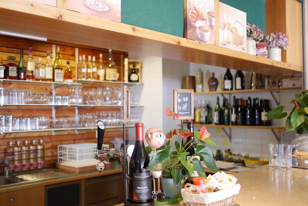 澳贝奥克斯德塞邦酒店 蒙里谢 外观 照片