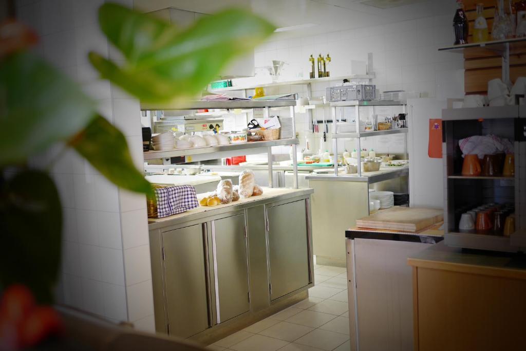 澳贝奥克斯德塞邦酒店 蒙里谢 外观 照片
